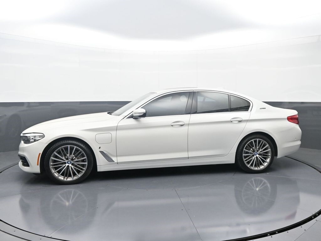 2019 Bmw 530e xDrive Sedan photo 2
