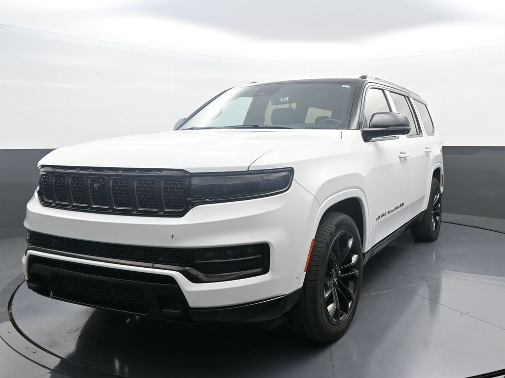 2023 Jeep Grand Wagoneer Series II's photo