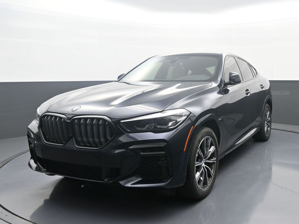 2022 BMW X6 xDrive40i's photo