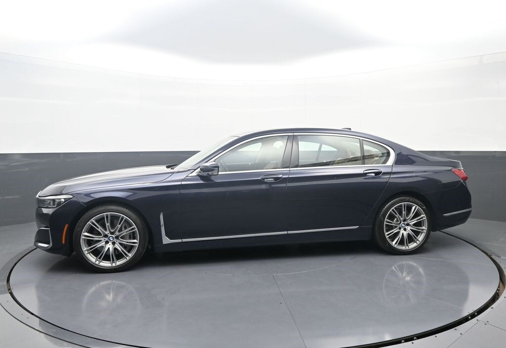 2020 Bmw 750i xDrive Sedan photo 2