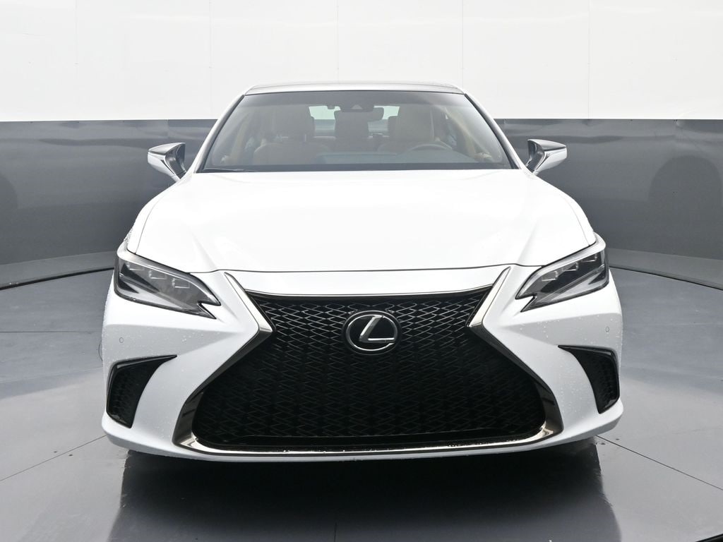 Used 2025 Lexus ES 350 Sedan