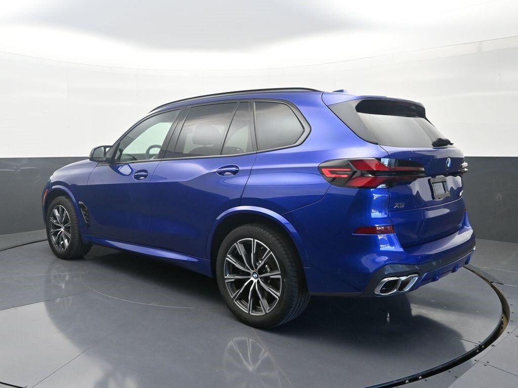 2025 Bmw X5 M60i photo 4