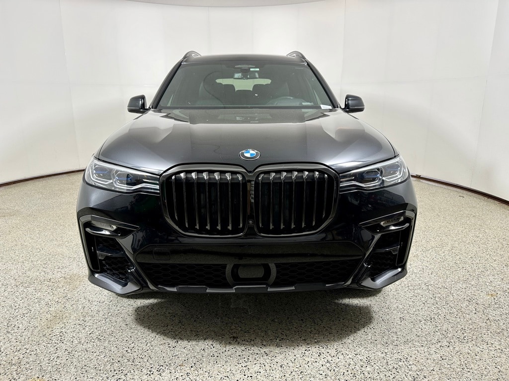 Used 2021 BMW X7 M50i with VIN 5UXCX6C00M9E04006 for sale in Louisville, KY