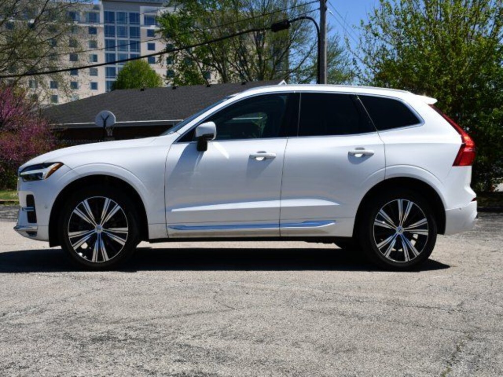 Used 2023 Volvo XC60 B5 Plus Bright Theme SUV