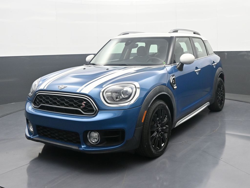 2019 MINI Countryman Cooper S Signature's photo