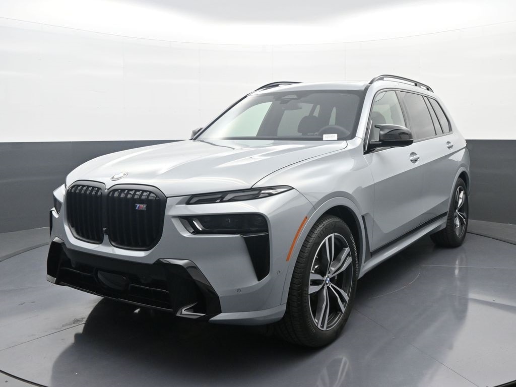 2026 BMW X7 M60i's photo