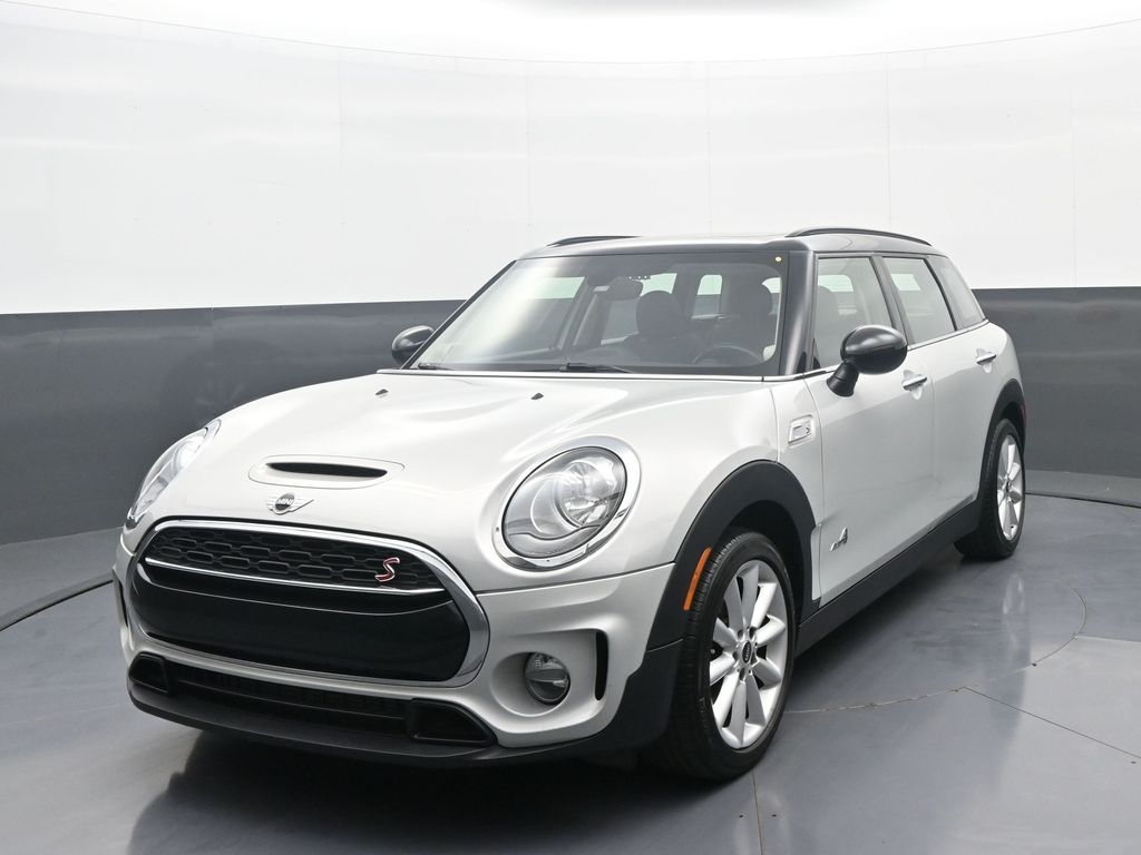 2018 MINI Clubman Cooper S ALL4's photo