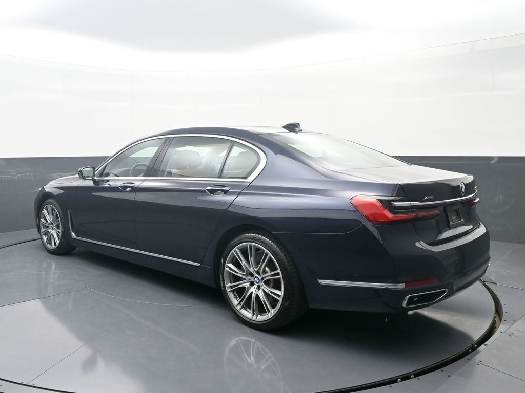 2020 Bmw 750i xDrive Sedan photo 3