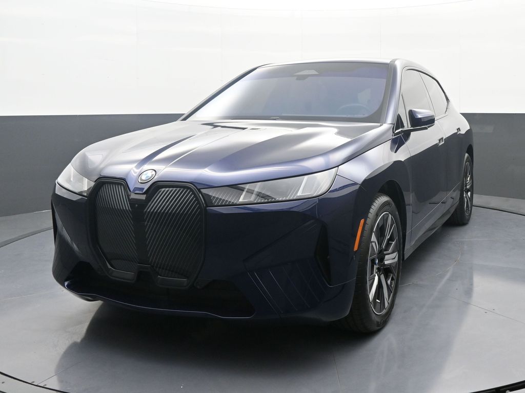 2026 BMW iX xDrive45's photo