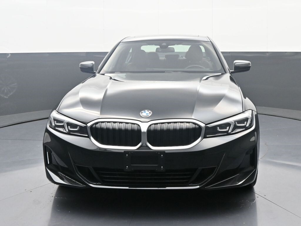 2024 Bmw 330i xDrive photo 2