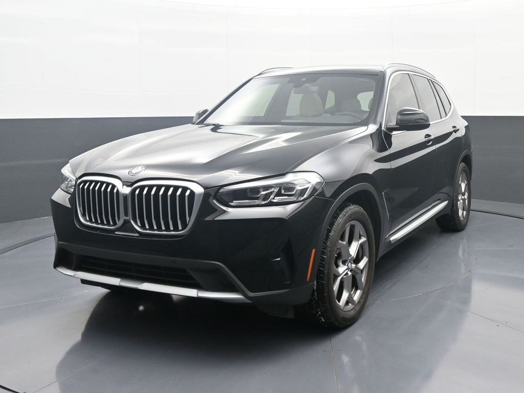 2023 BMW X3 30i's photo