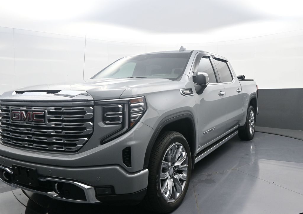 2025 GMC Sierra 4WD Crew Cab Short Box Denali's photo