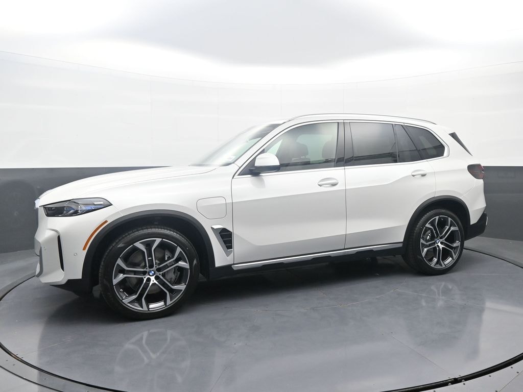 New 2026 BMW X5 xDrive50e SUV