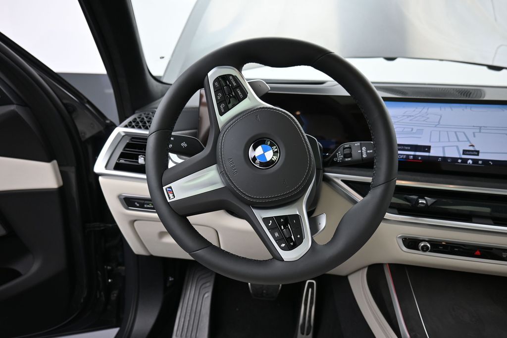 2026 BMW X7 40i - Photo 13