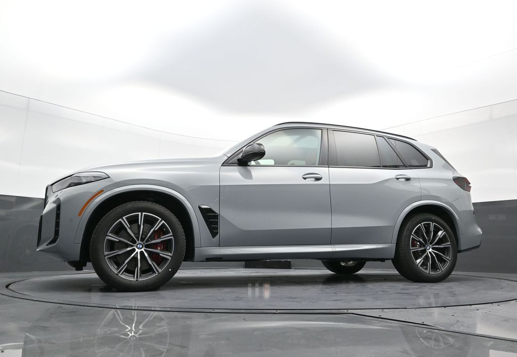 2026 BMW X5 M60i - Photo 24