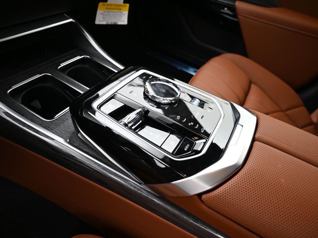 2026 BMW 7 Series 740i - Photo 11