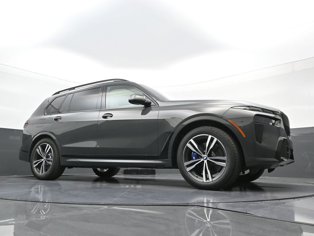 2026 BMW X7 40i - Photo 22