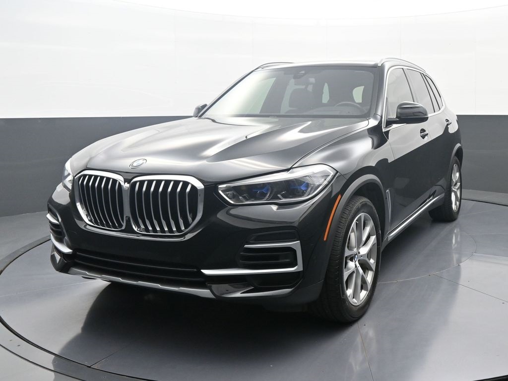 2022 BMW X5 40i's photo