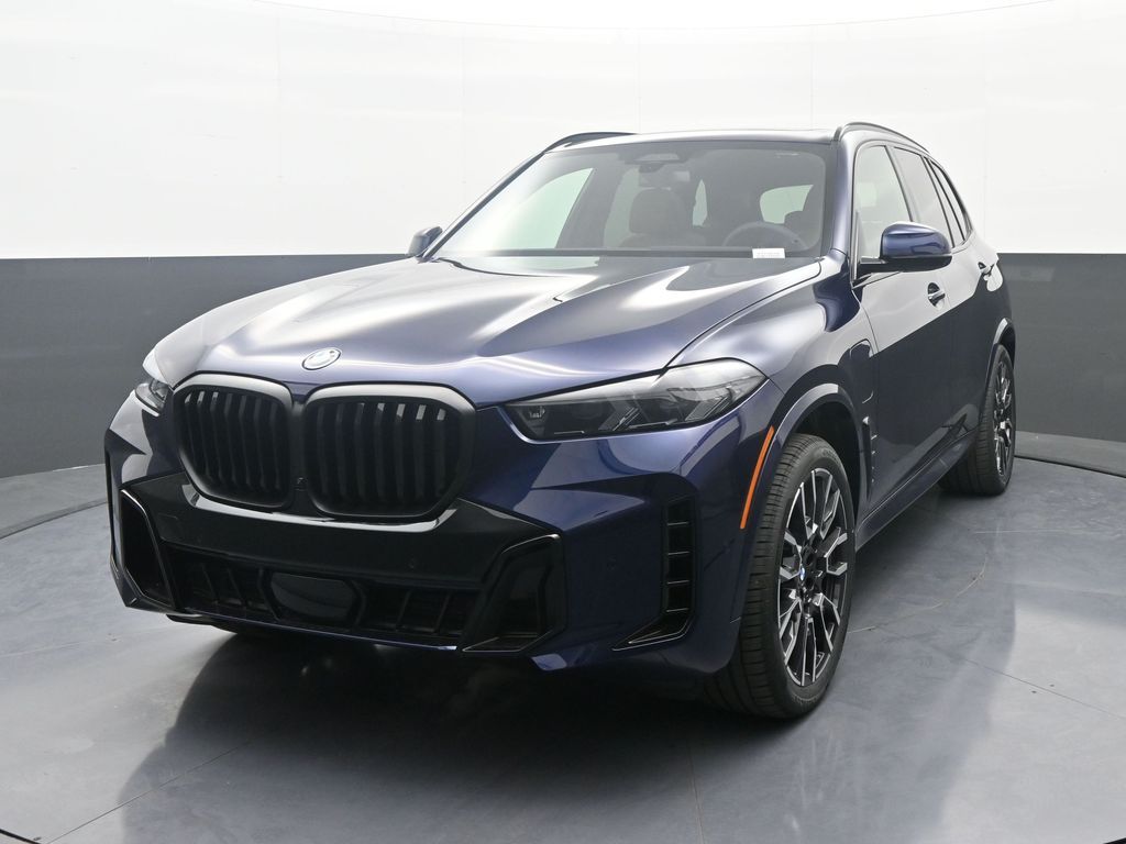 2026 BMW X5 xDrive50e's photo