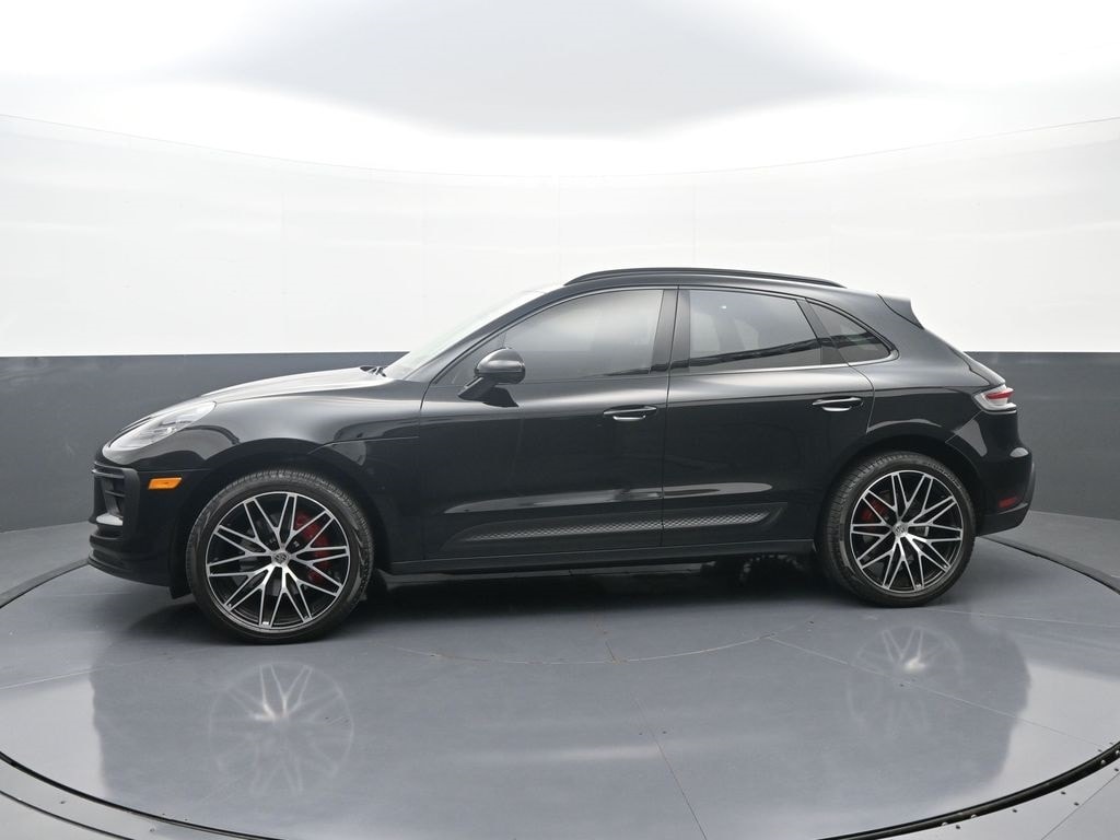 2025 Porsche Macan S photo 4