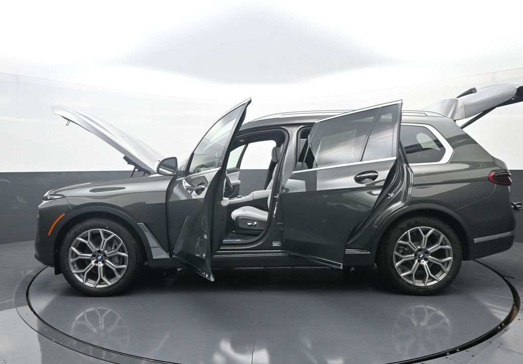 2026 BMW X7 40i - Photo 51