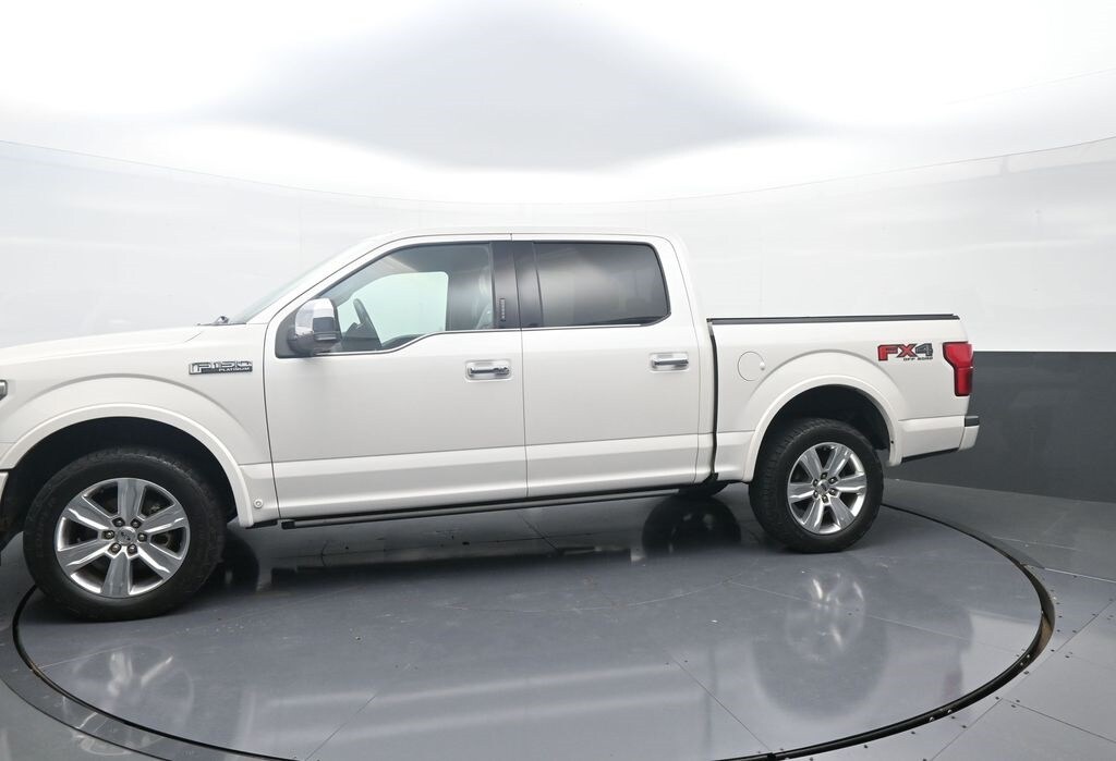 2018 Ford F-150 Platinum photo 2