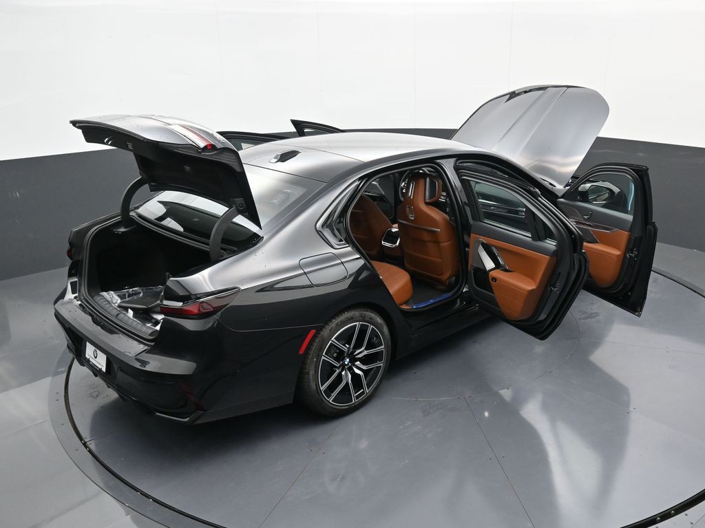2026 BMW 7 Series 740i - Photo 53
