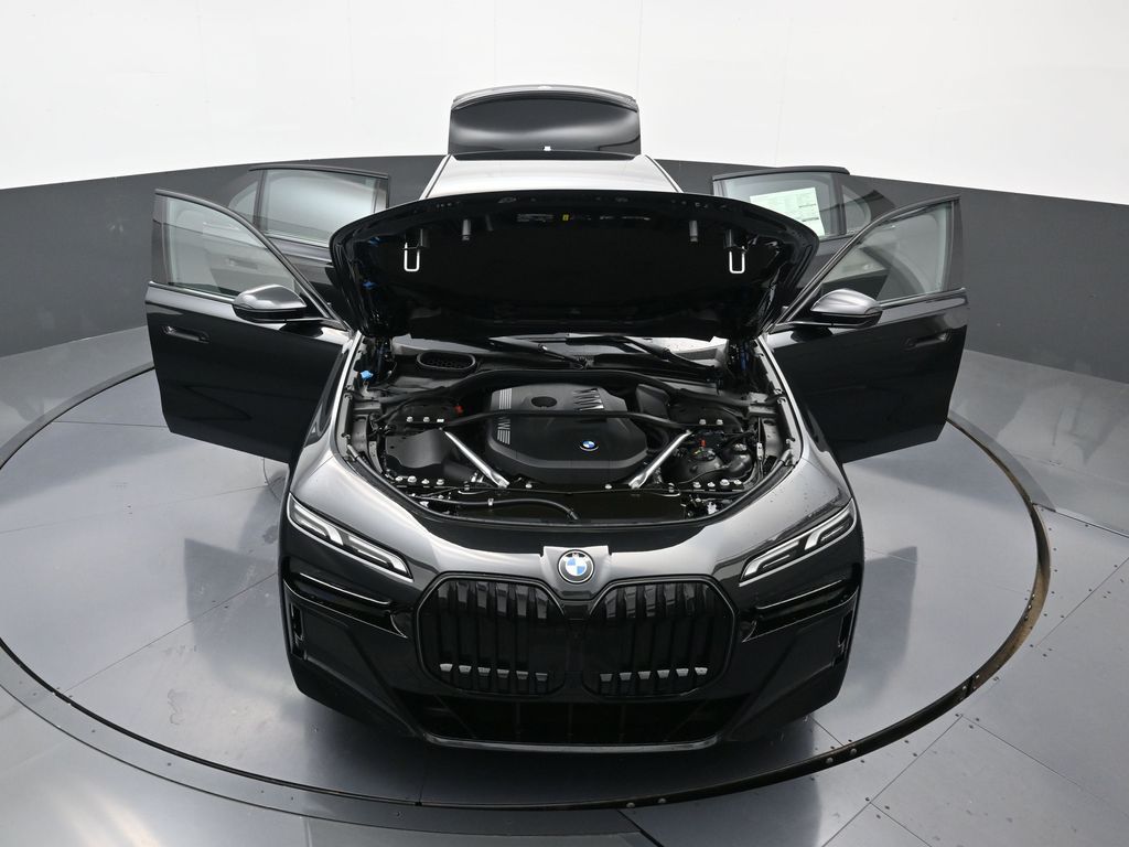 2026 BMW 7 Series 740i - Photo 48