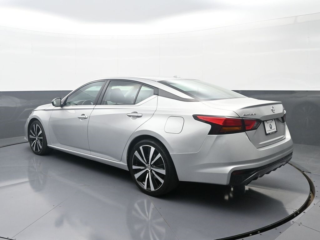 2019 Nissan Altima 2.5 SR photo 4