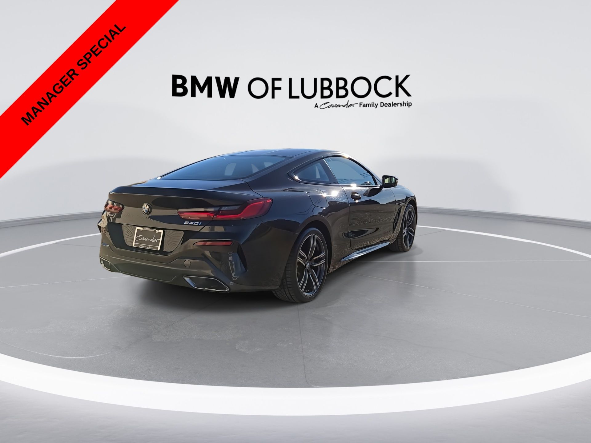2025 BMW 8 Series 840i - Photo 8