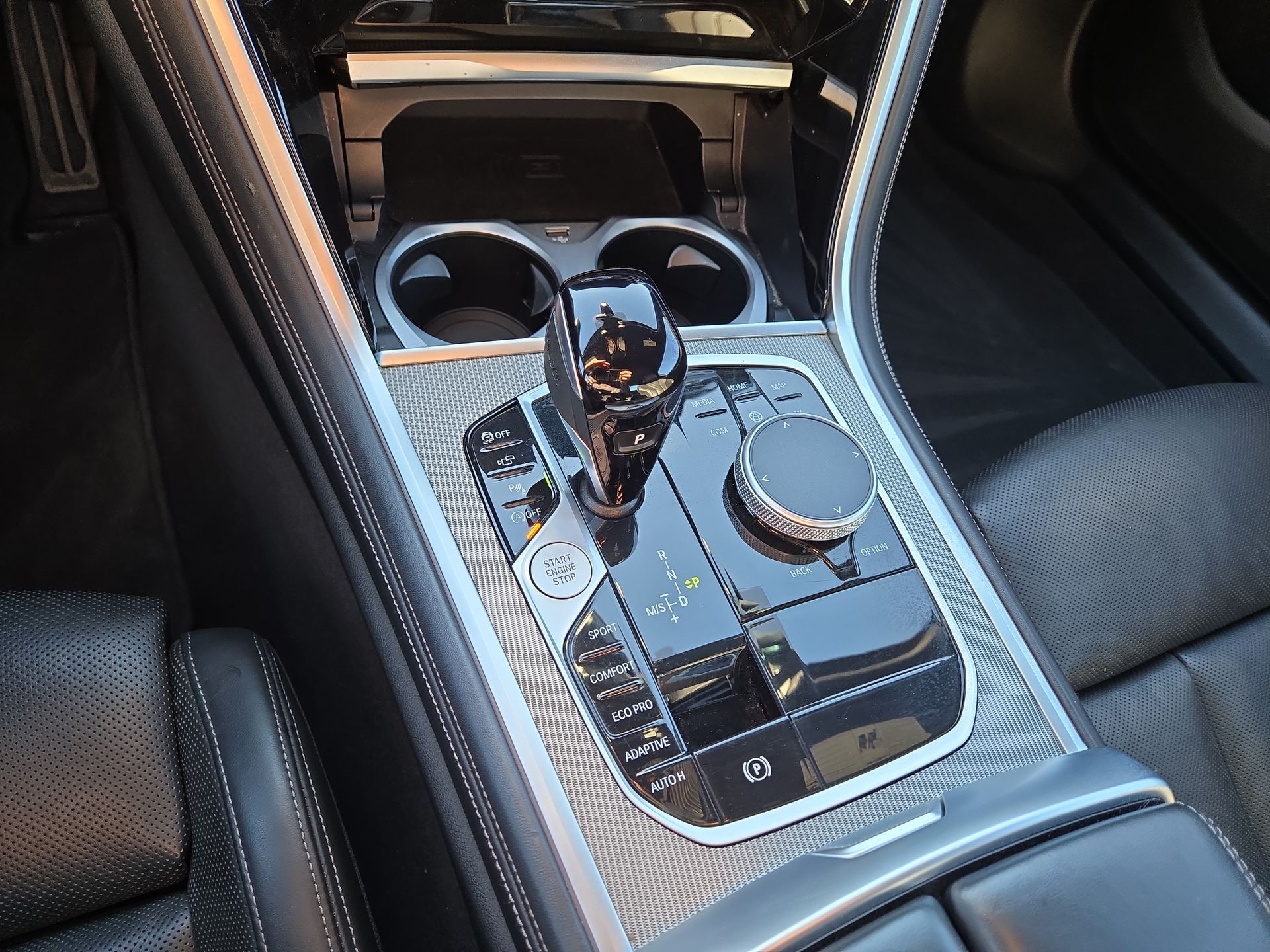 2025 BMW 8 Series 840i - Photo 22