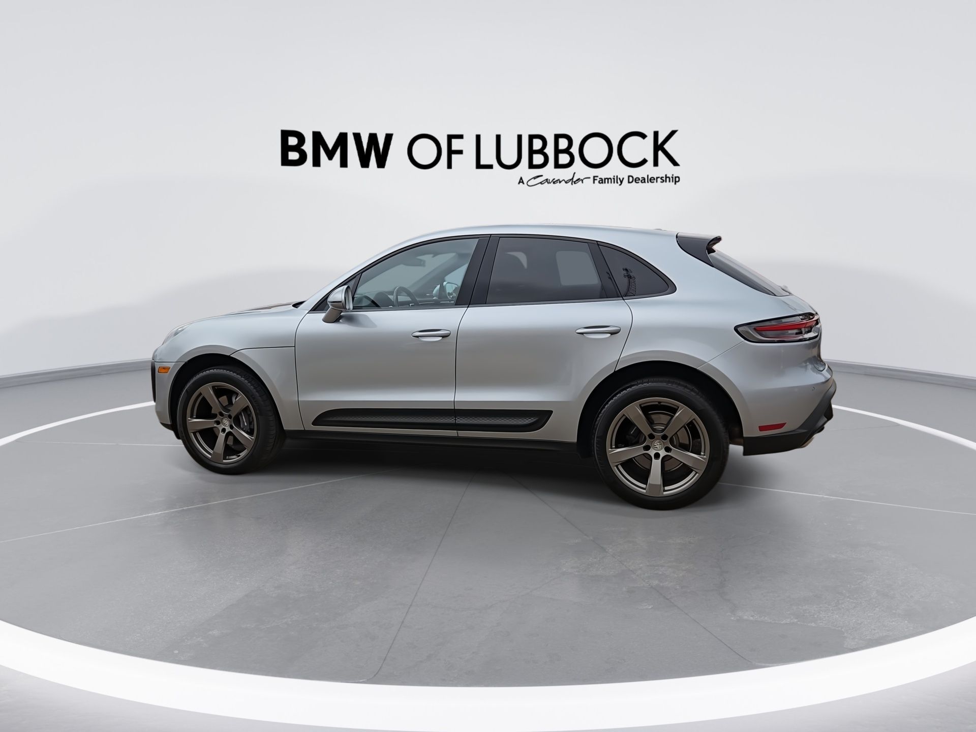 2025 Porsche Macan Base - Photo 6