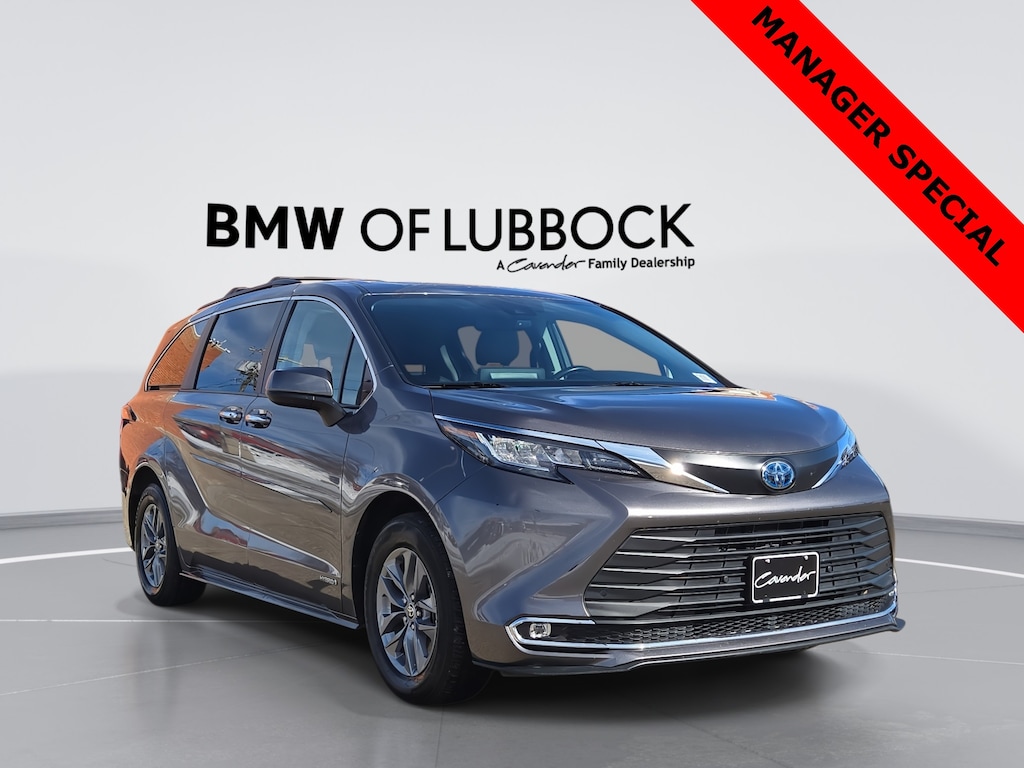 Used 2021 Toyota Sienna XLE 8 Passenger Van