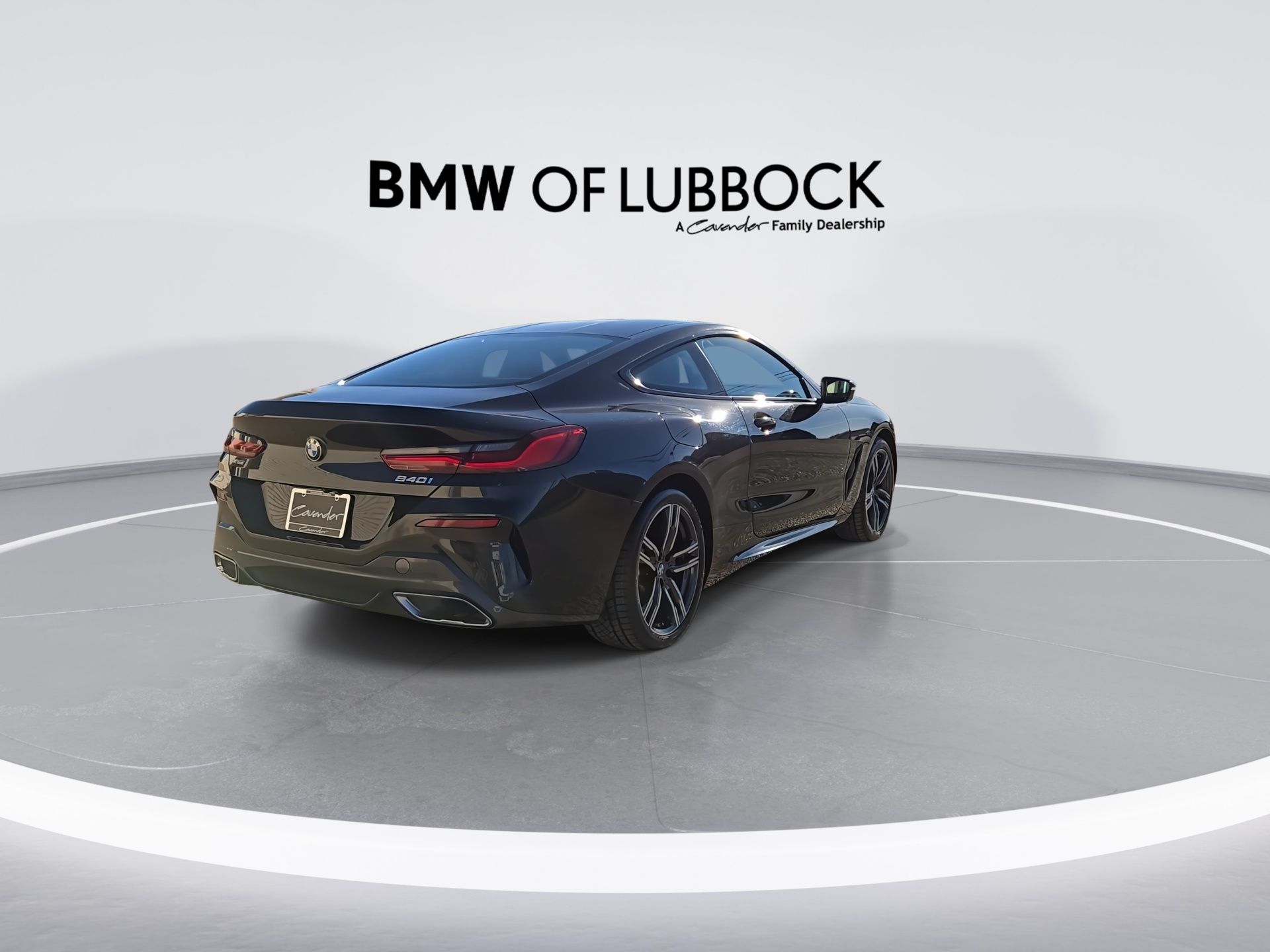 2025 BMW 8 Series 840i - Photo 8