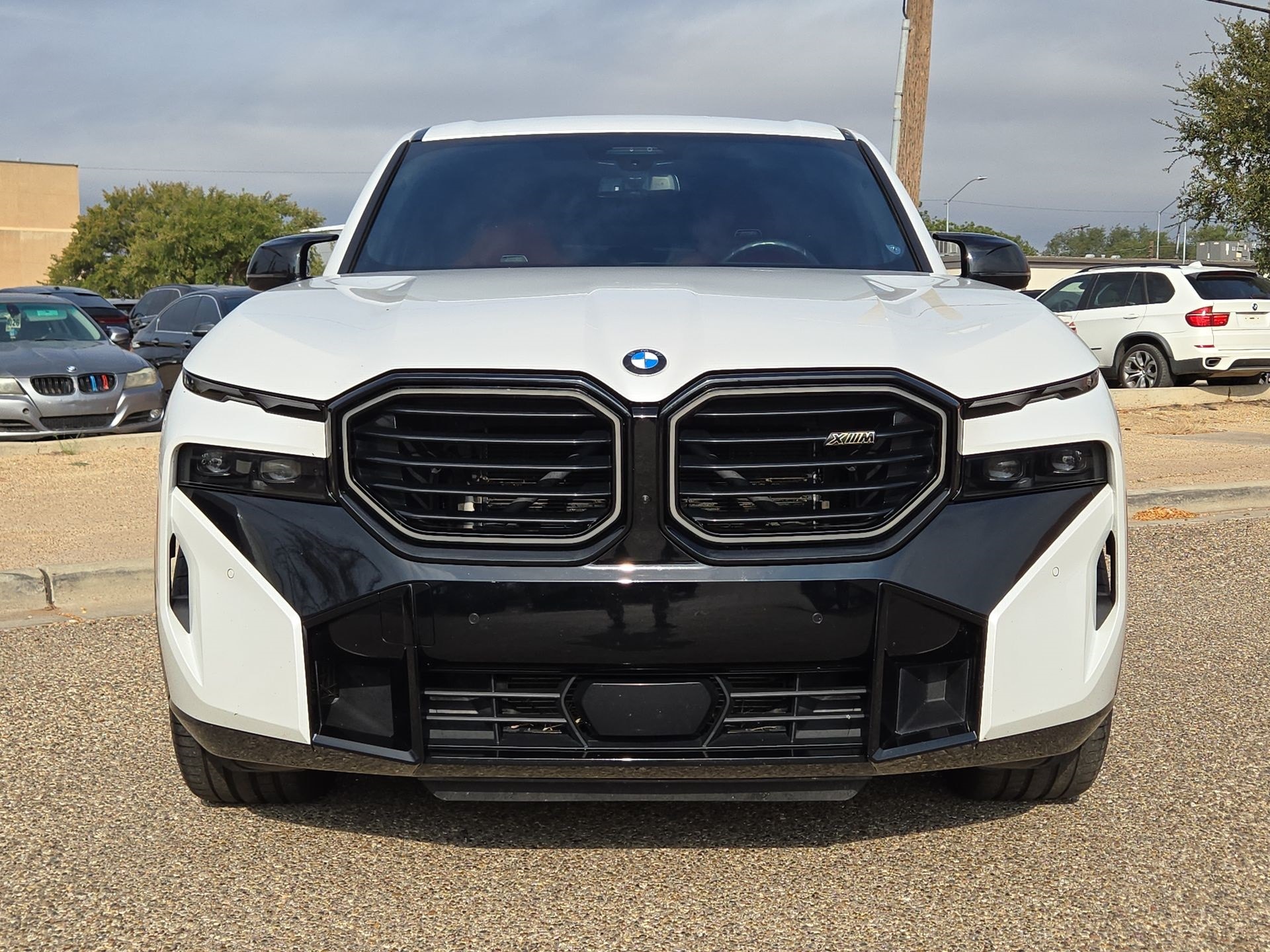 xmw∗∗∗∗∗∗∗∗ページ BMW XM Has Wild Spec In Extended Photo Gallery