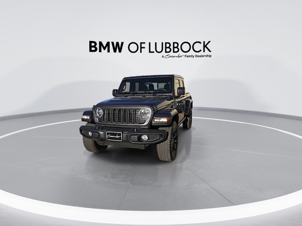 Used 2025 Jeep Gladiator Nighthawk Truck Crew Cab