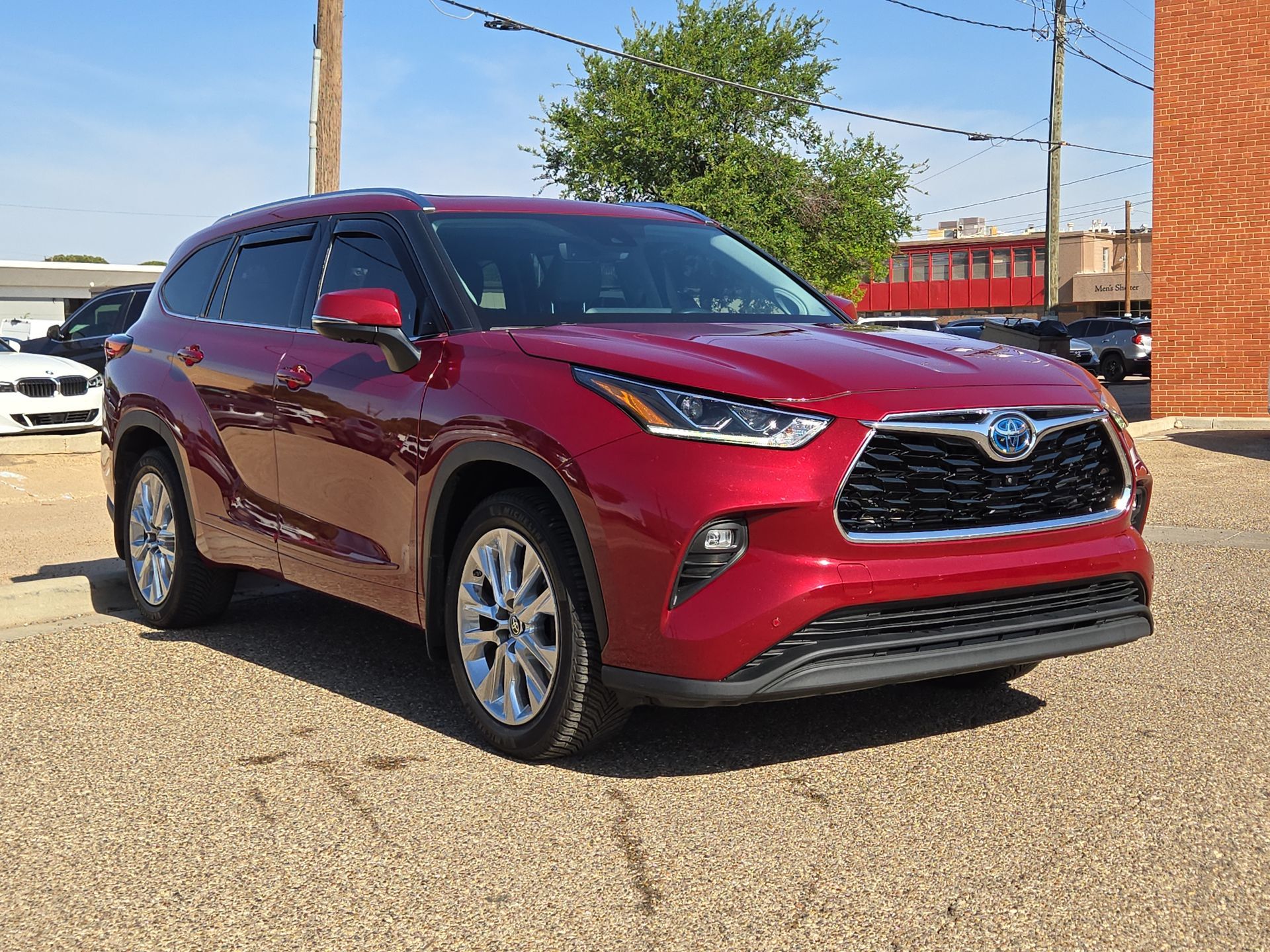 Red (Ruby Flare Pearl) 2023 Toyota Highlander Hybrid Limited FWD SUV / Crossover Front-Wheel Drive Continuously Variable Transmission