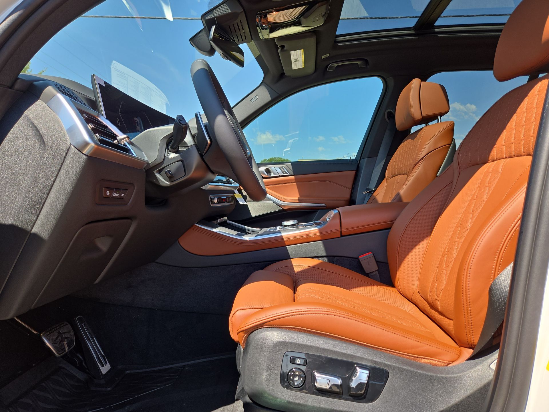 2026 BMW X5 50e - Photo 16