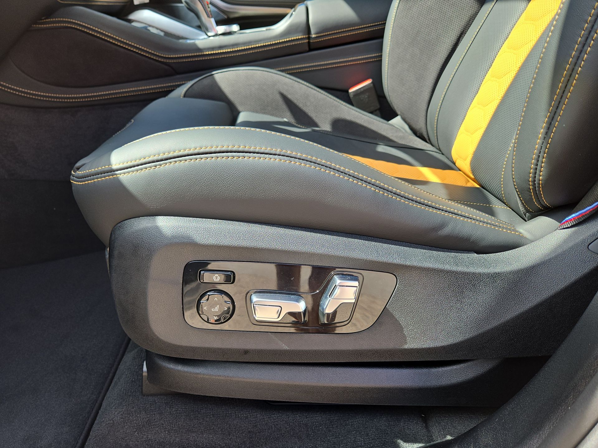 2026 BMW X5 M X5 M - Photo 17
