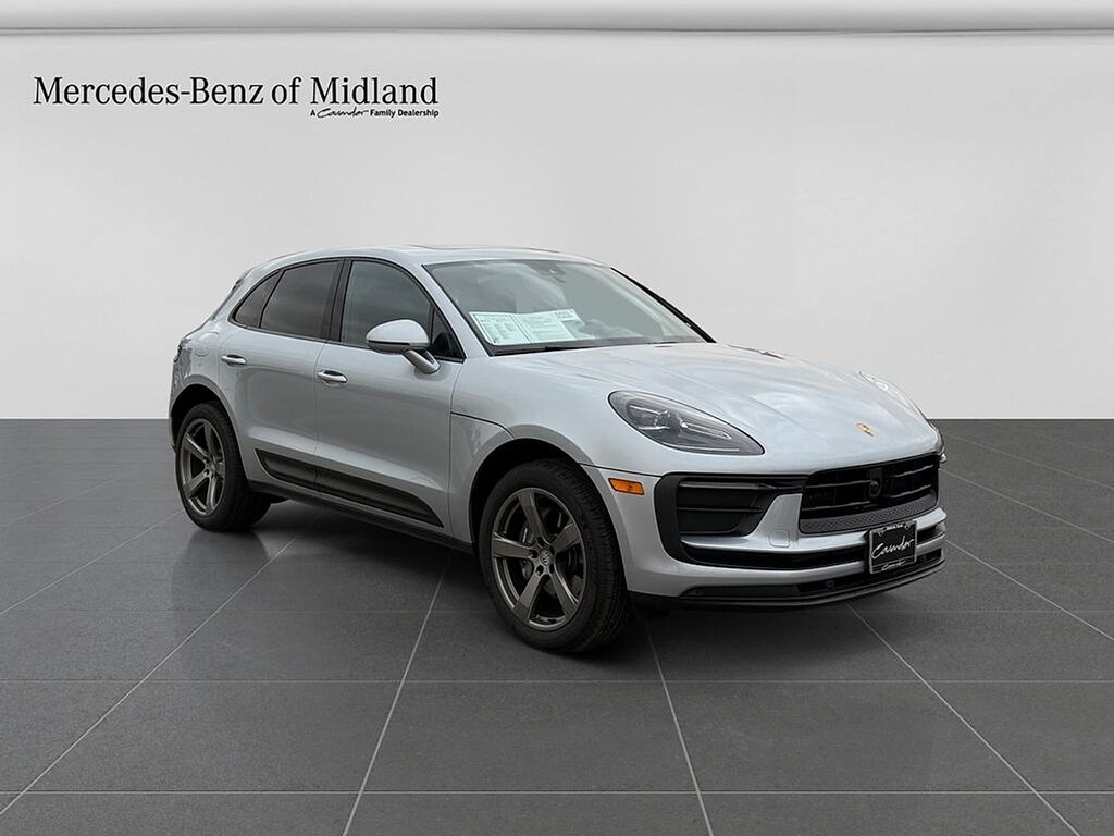 Used 2025 Porsche Macan Base SUV