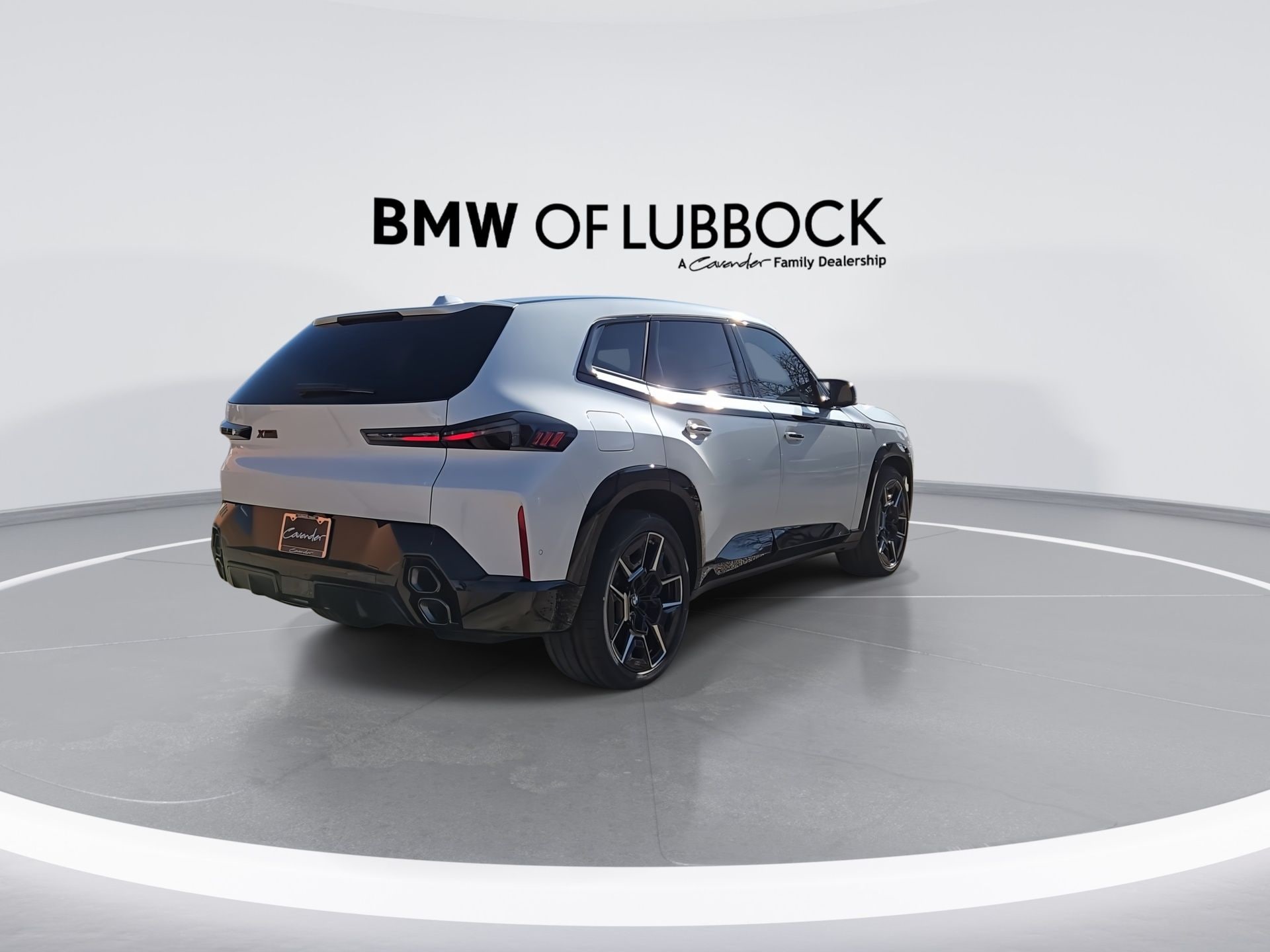 2026 BMW XM Base - Photo 8