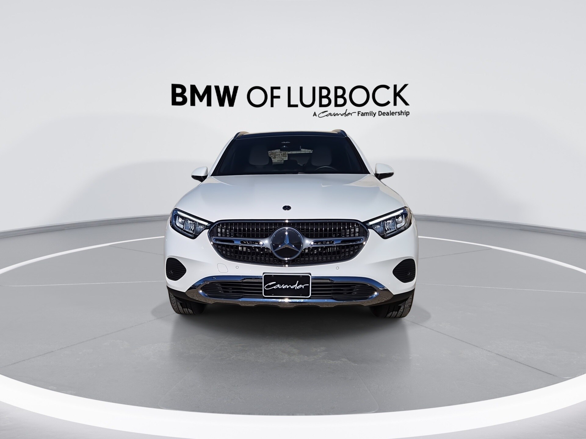 2025 Mercedes Benz GLC 300 4MATIC photo 3