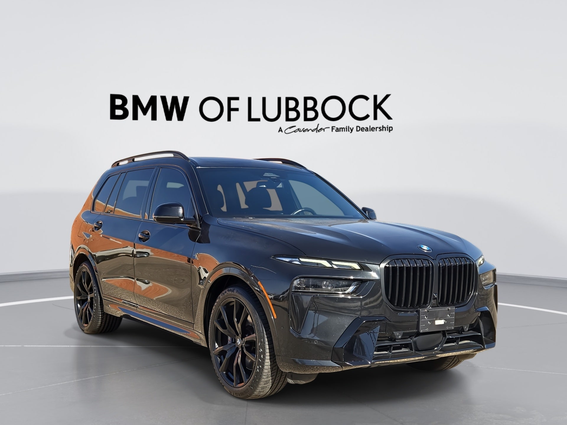 2023 BMW X7 40i's photo