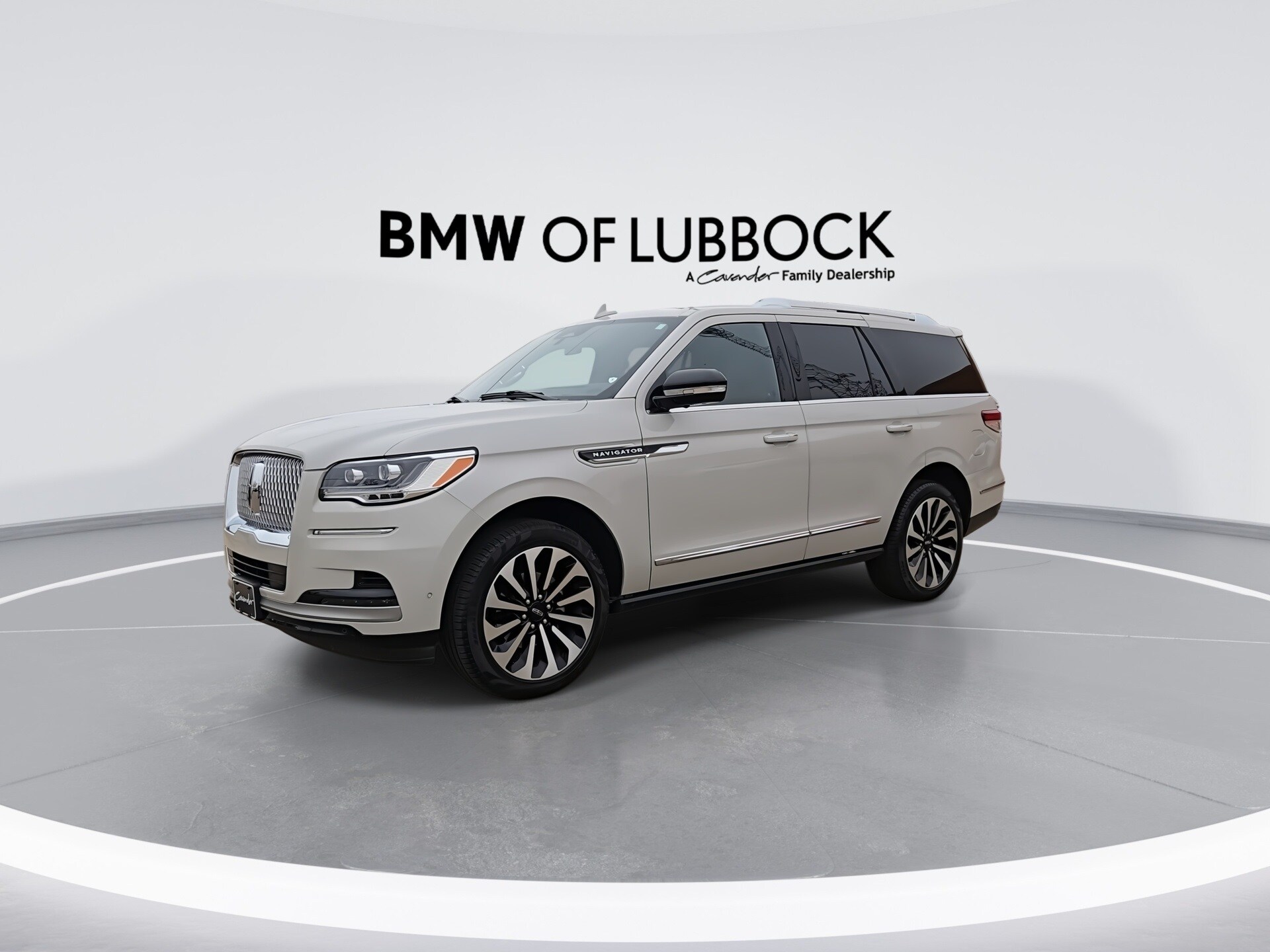 2024 Lincoln Navigator Reserve photo 3