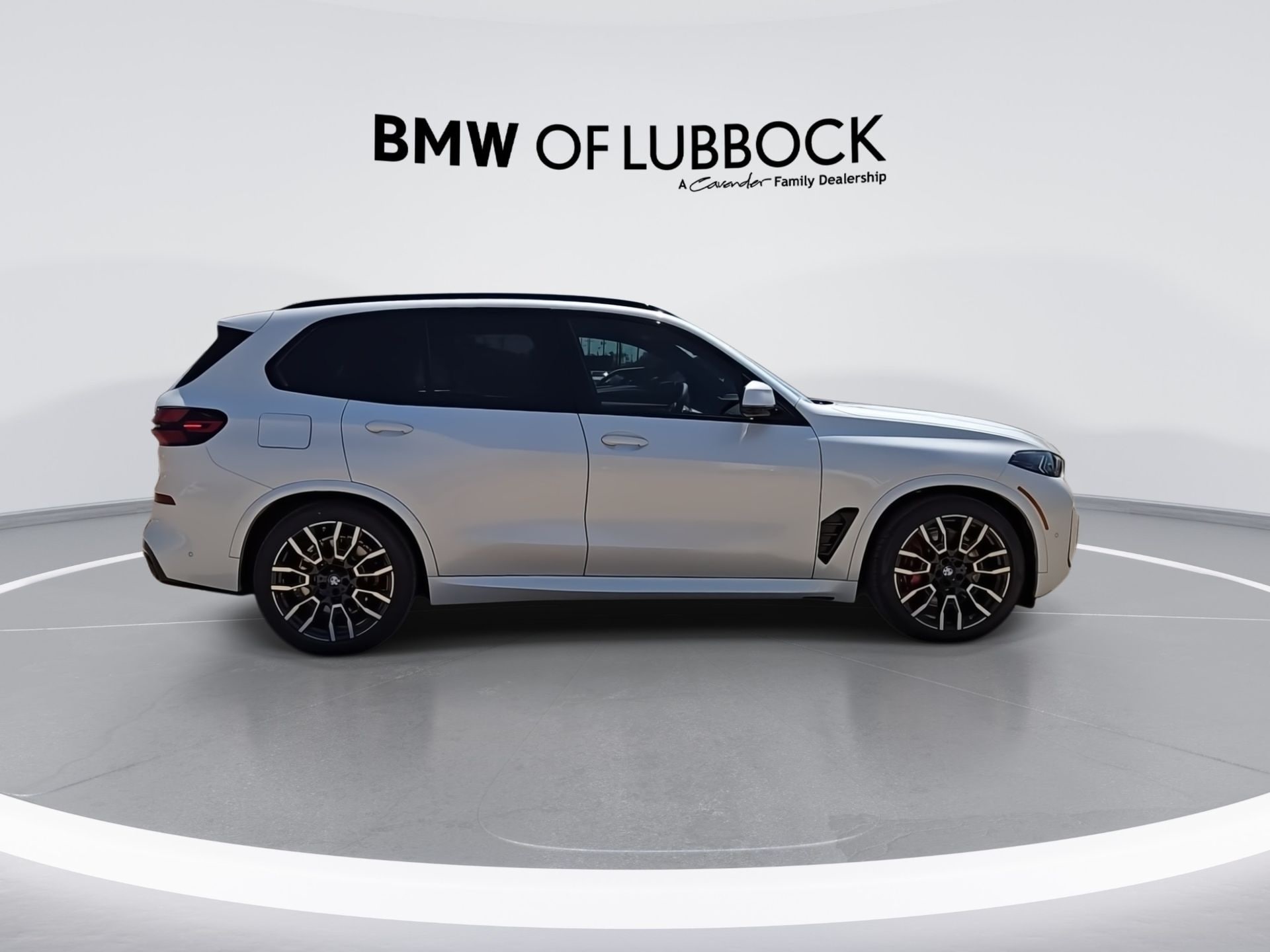 2026 BMW X5 50e - Photo 9