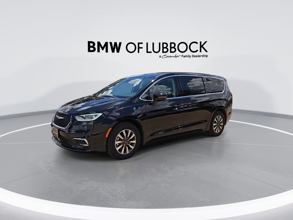 Used 2024 Chrysler Pacifica Plug-In Hybrid Select Van Passenger Van