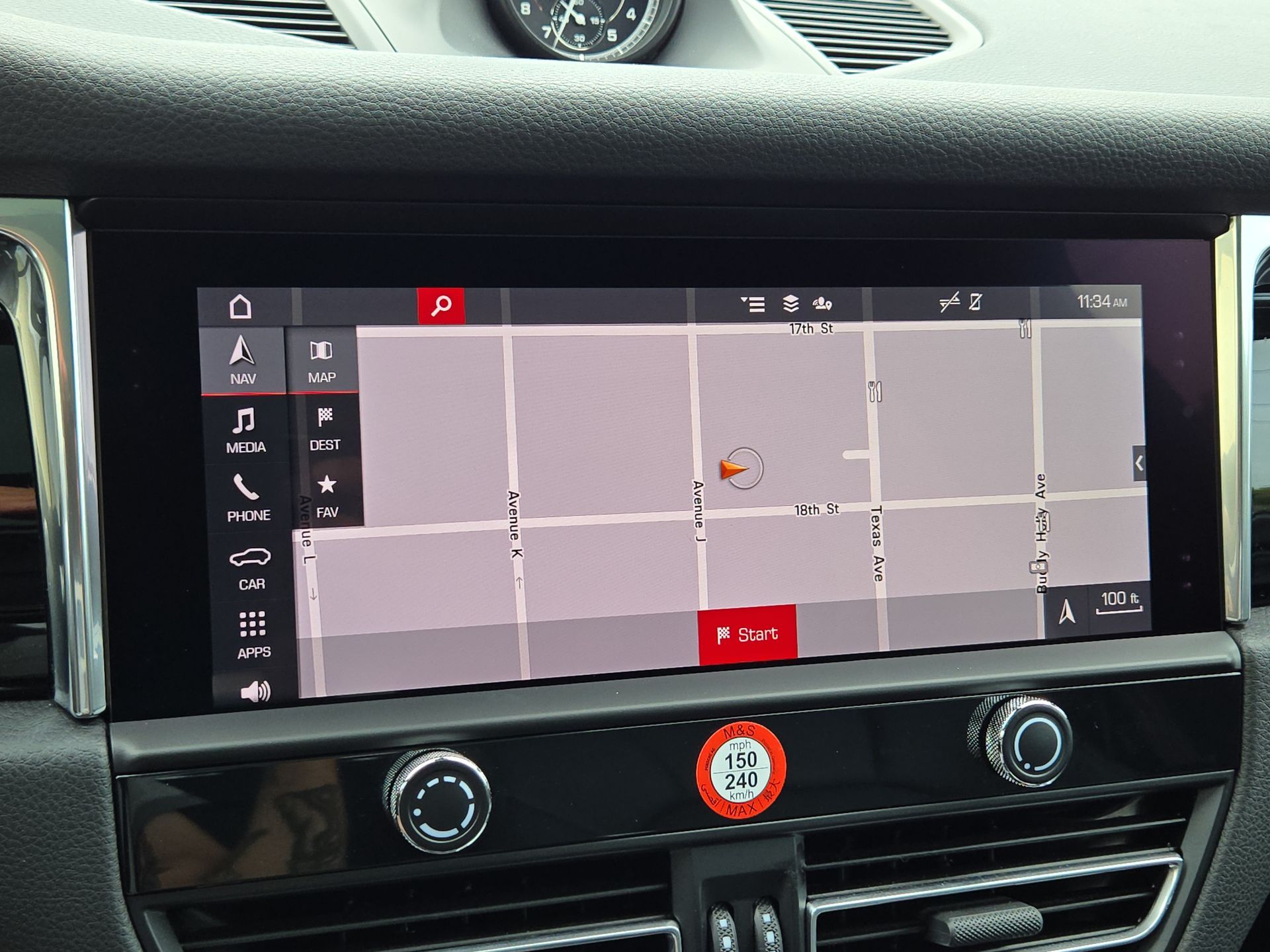 2025 Porsche Macan Base - Photo 19