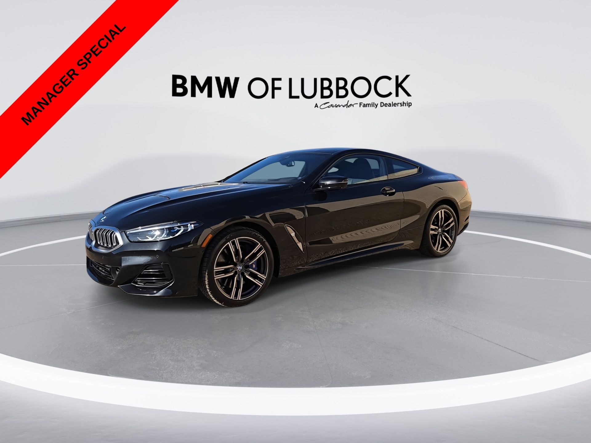 2025 BMW 8 Series 840i - Photo 4