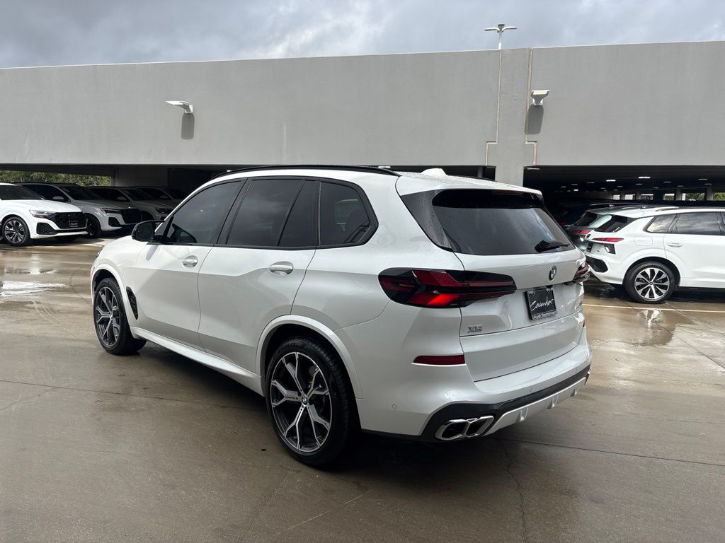 2026 BMW X5 M60i - Photo 7