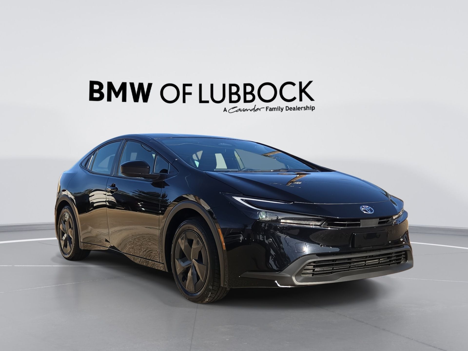 2025 Toyota Prius LE FWD's photo